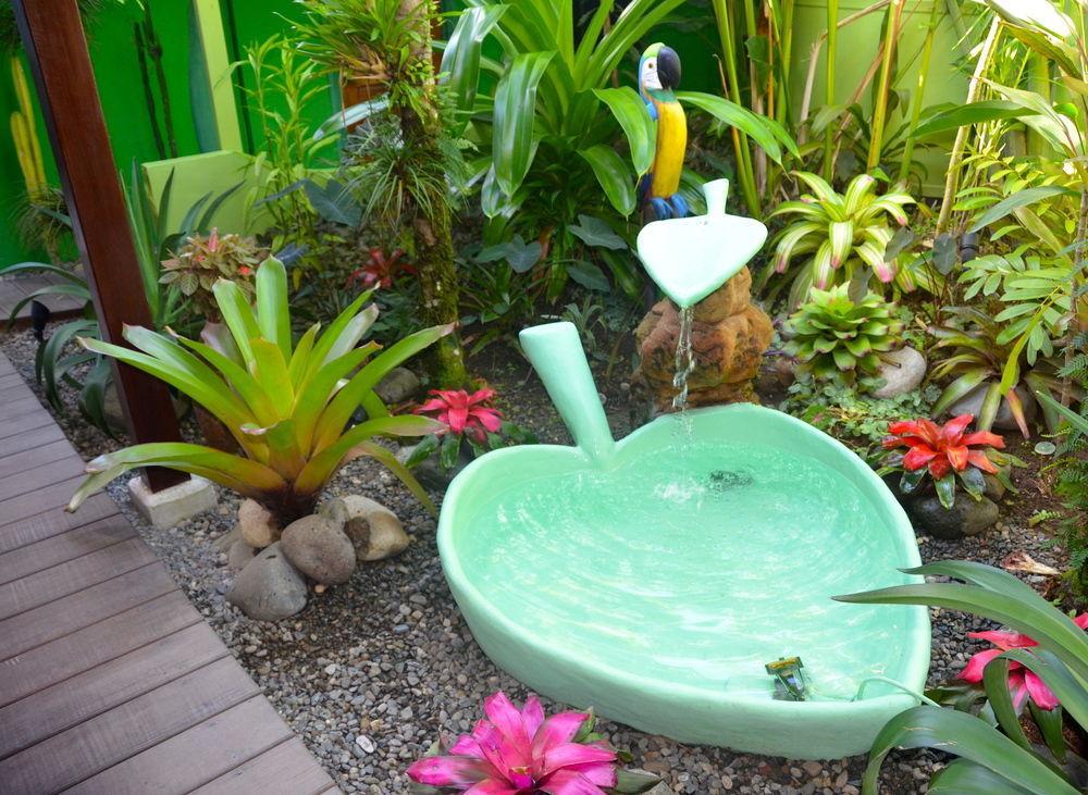 Physis Caribbean Bed & Breakfast Puerto Viejo de Talamanca Exteriör bild