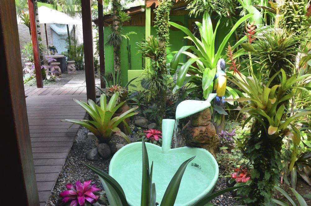 Physis Caribbean Bed & Breakfast Puerto Viejo de Talamanca Exteriör bild