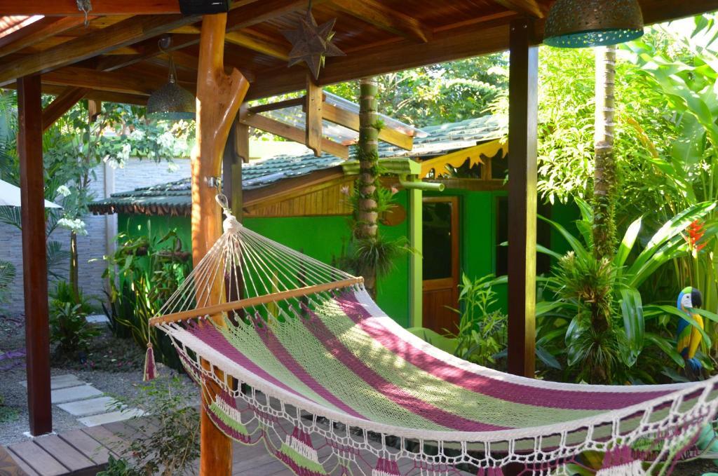 Physis Caribbean Bed & Breakfast Puerto Viejo de Talamanca Exteriör bild