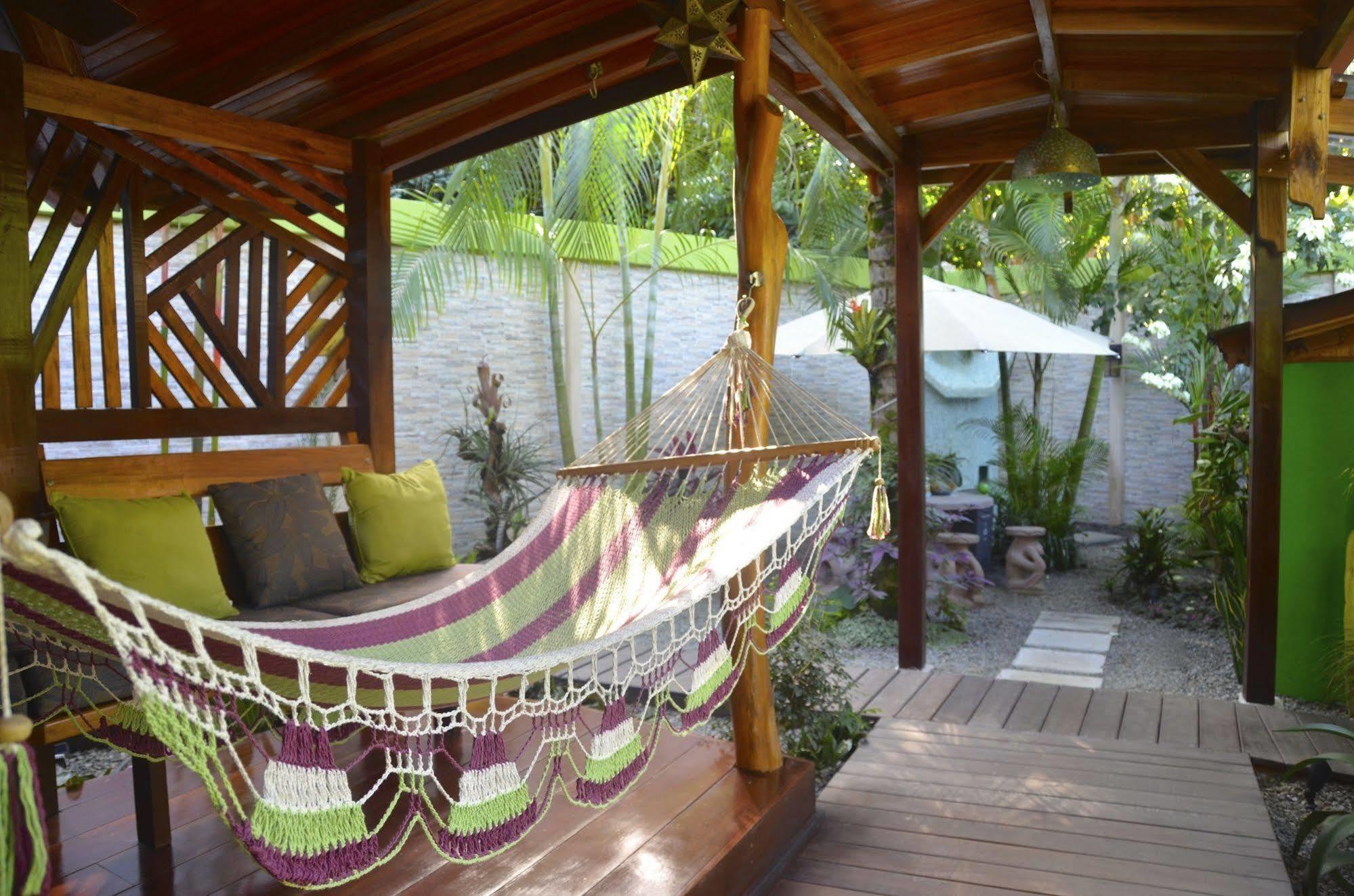 Physis Caribbean Bed & Breakfast Puerto Viejo de Talamanca Exteriör bild